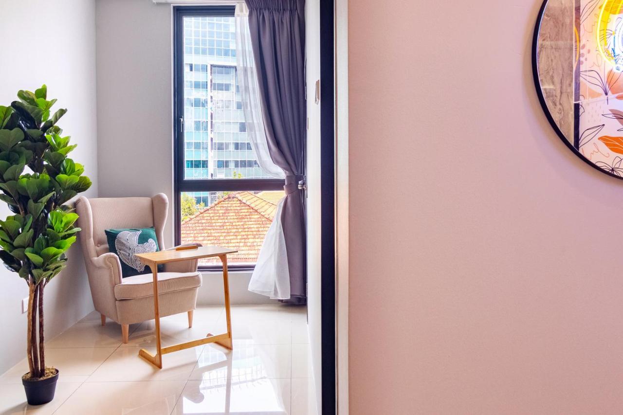 Scott Signature Suites By Alv George Town Exterior foto